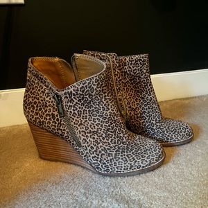 Lucky, wedge ankle boots, size 7